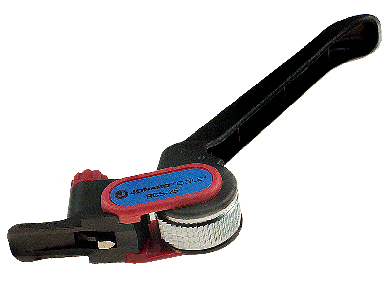 'Kabelknabbelaar' mantelsnijder (RCS-25)-A 'Kabelknabbelaar' mantelsnijder (RCS-25)-A